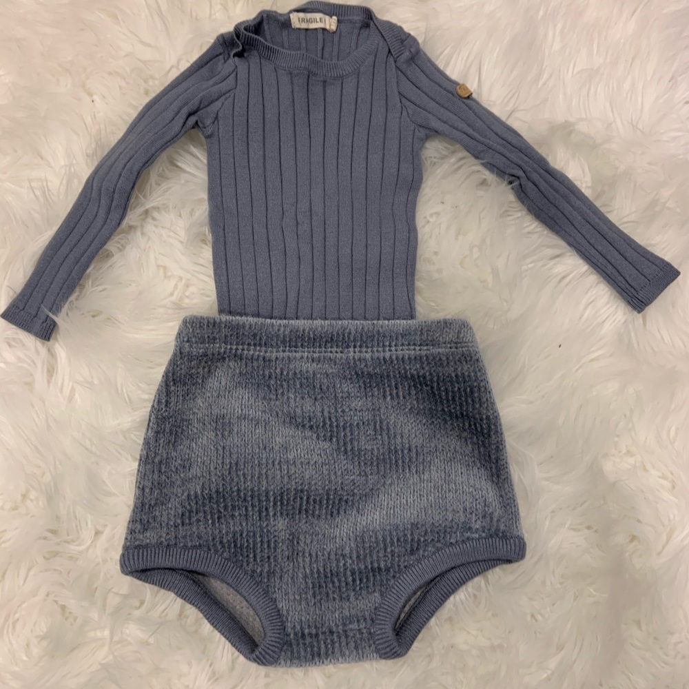 Baby outfit. Gender neutral